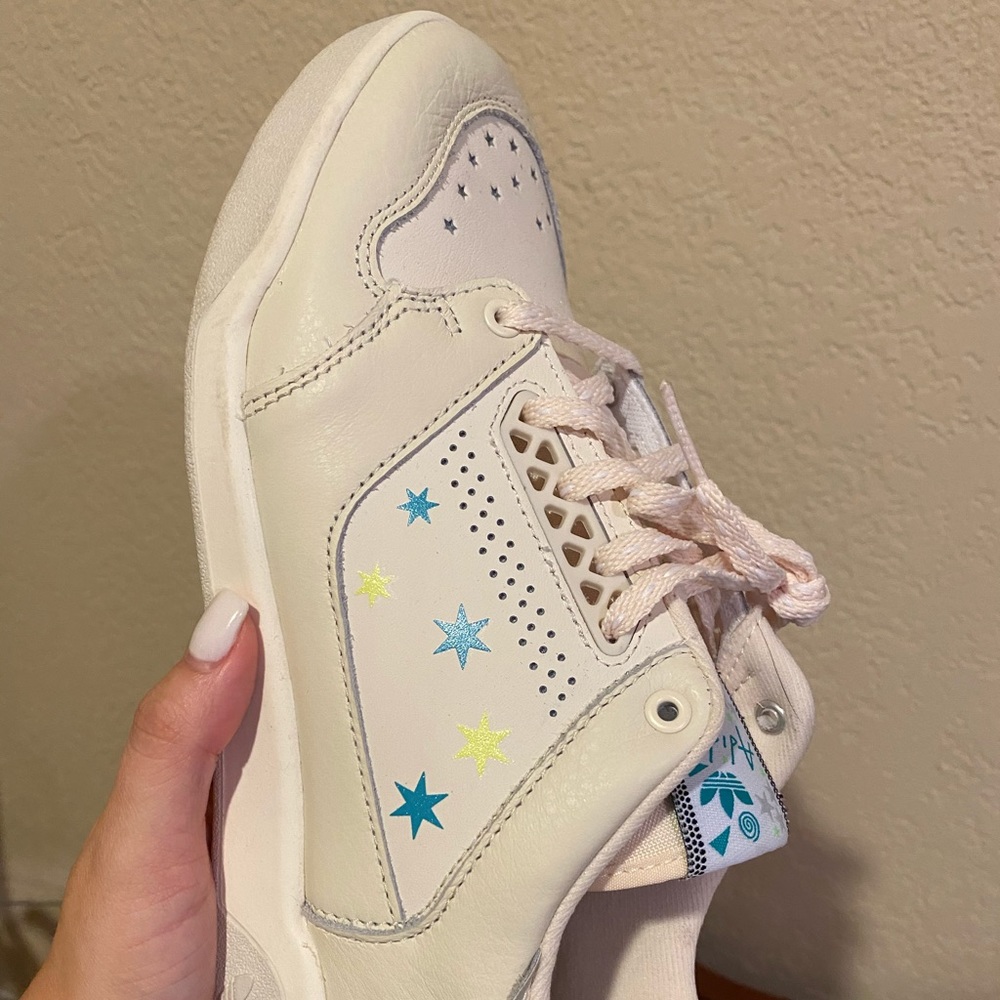 Adidas size 7.5 new
